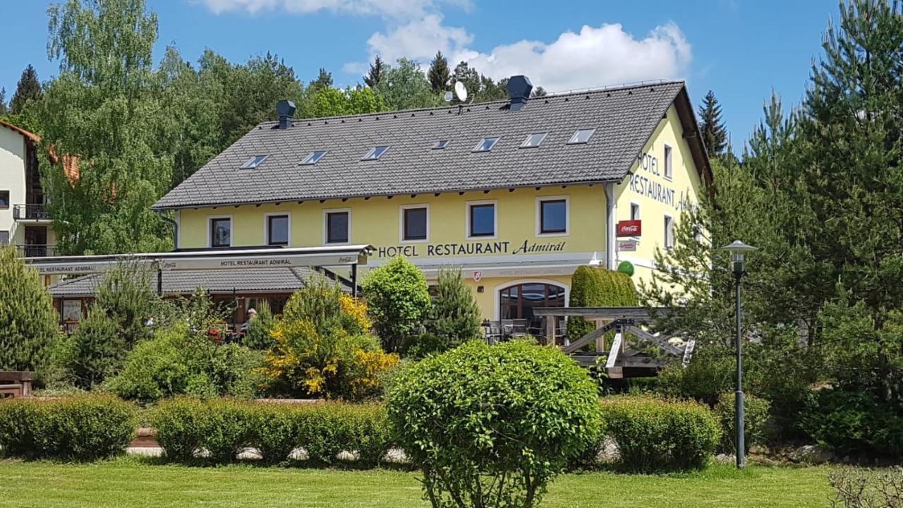 Hotel Admiral Lipno nad Vltavou Exterior foto